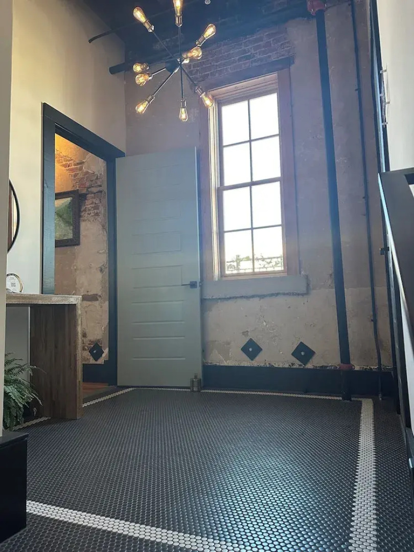 The Lofts 3rd and Main