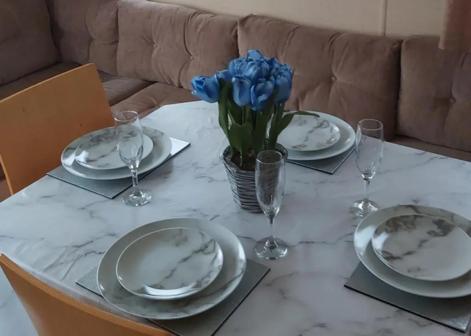 Adorable 2 Bedroom Caravan in Clacton-on-sea