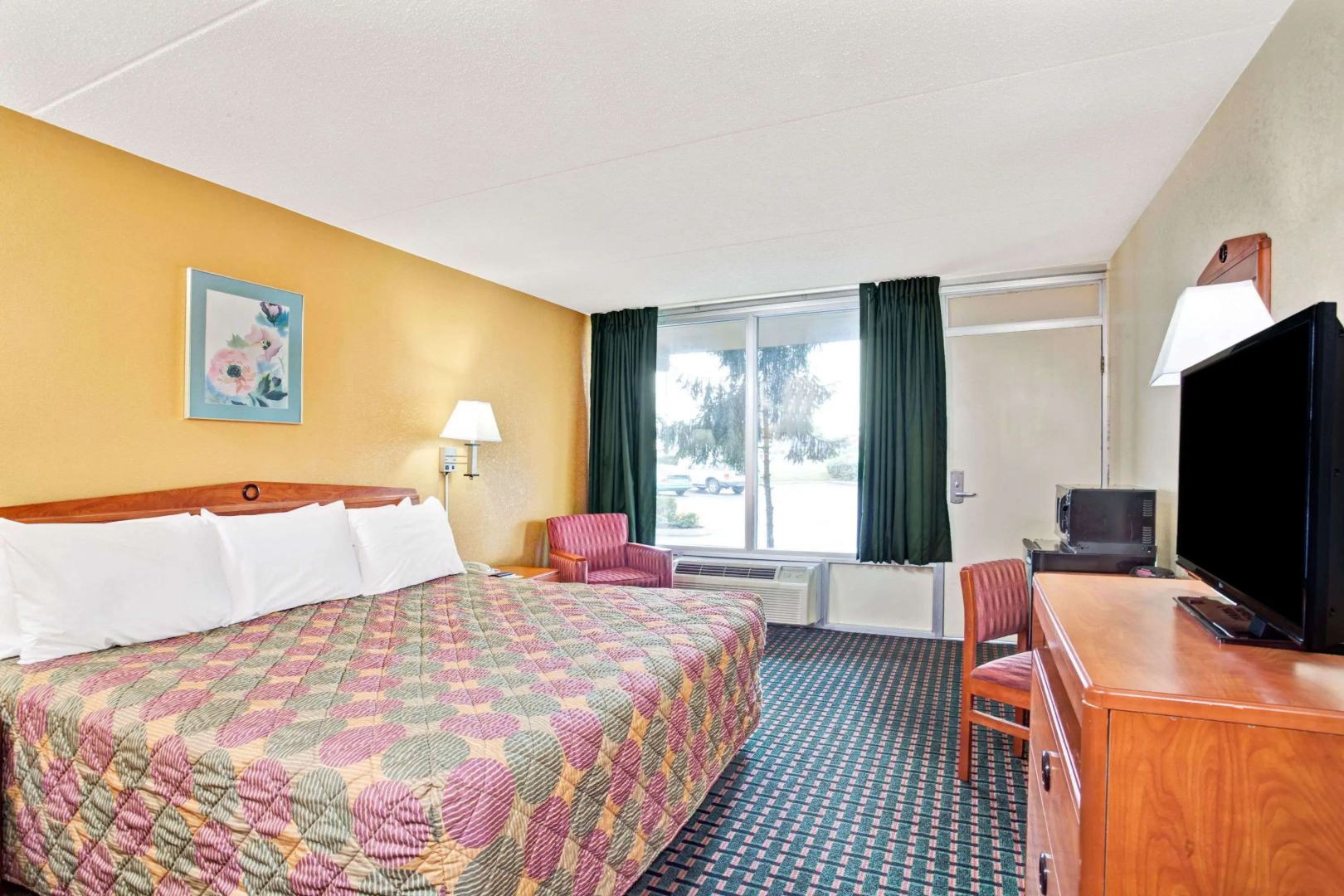 Days Inn by Wyndham Clarksville TN