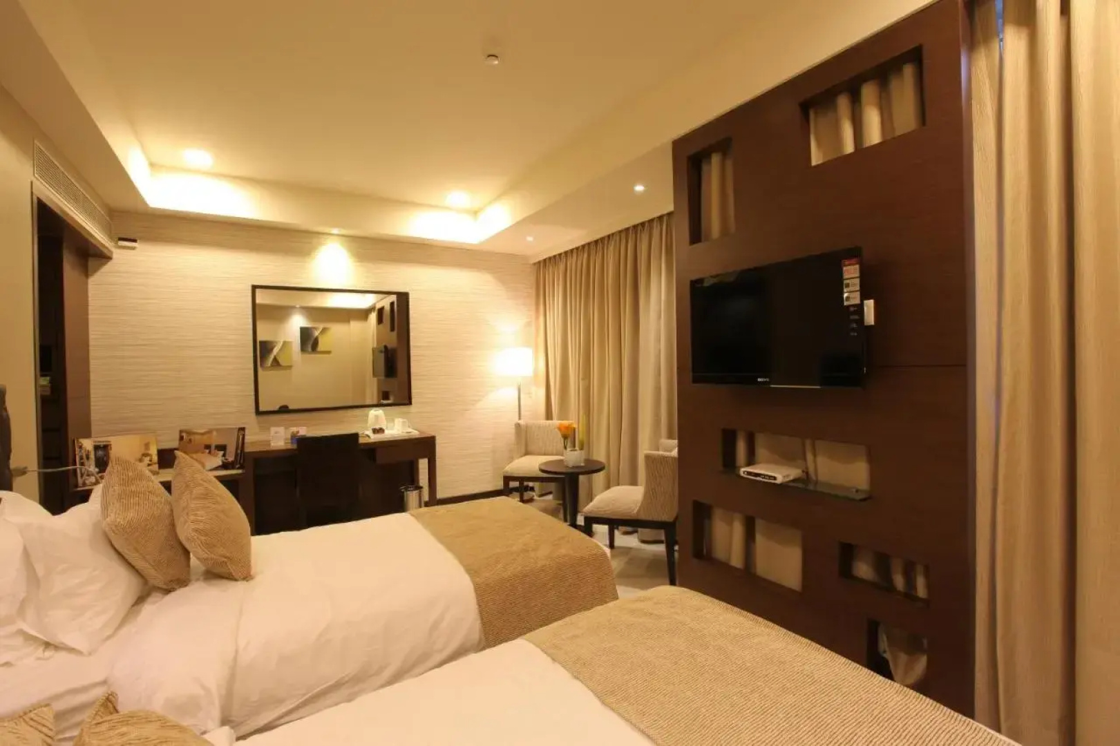 Peerless Hotel Kolkata