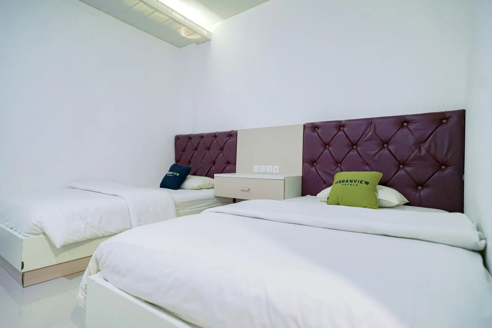 Urbanview Hotel Ratu Kuring Gisting