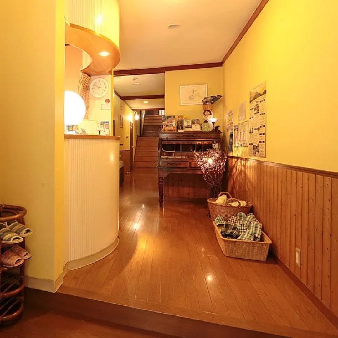 Log cabin rental & Finland Sauna Step House