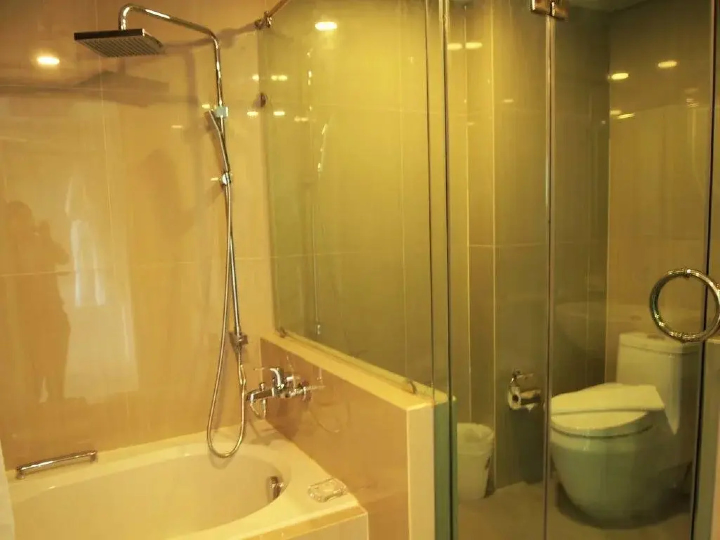 Sunrise Lagoon Hotel And Golf