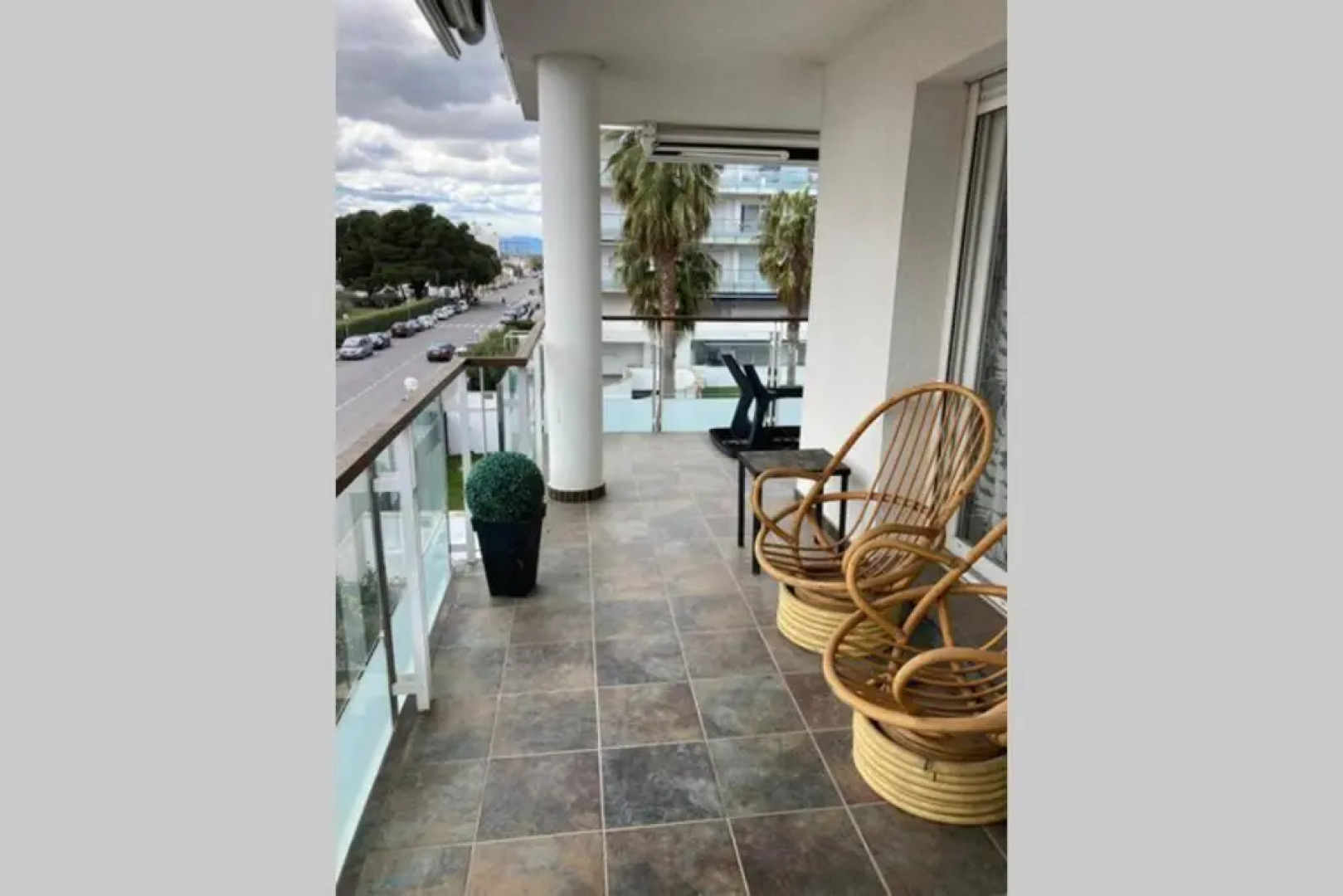 Bel Appartement De Standing Isar02