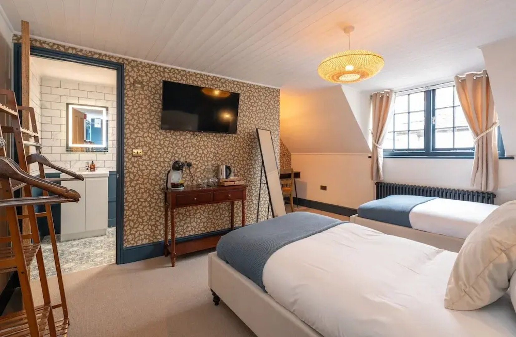 The Bugle Coaching Inn