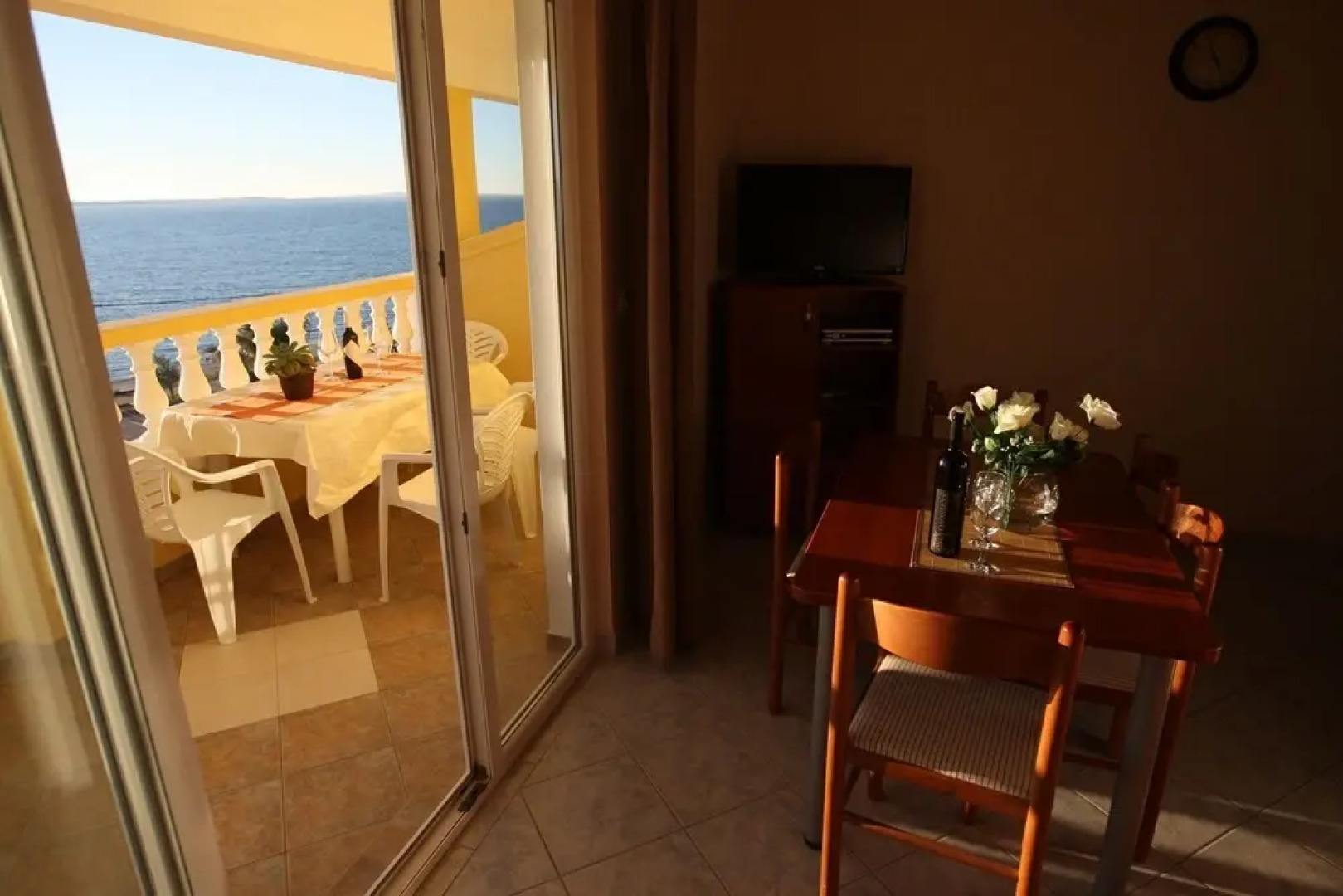 Mladen - Family Friendly & Amazing Location - A3