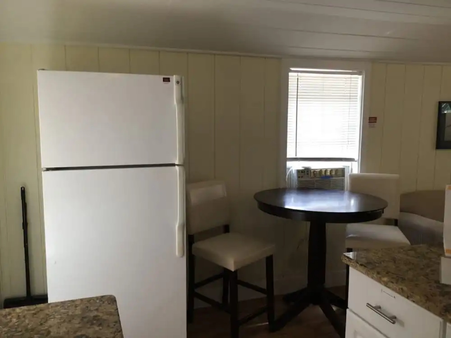 Cottage by the Sea by Beachside Management