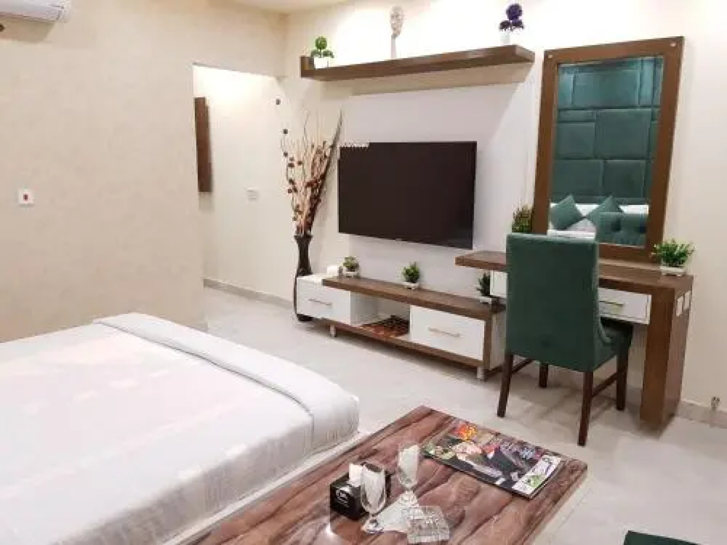 Avalon Executive Suites Hotel