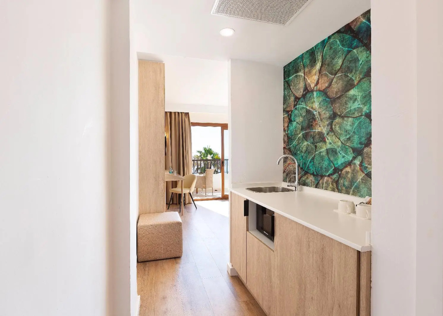 Alua Suites Las Rocas