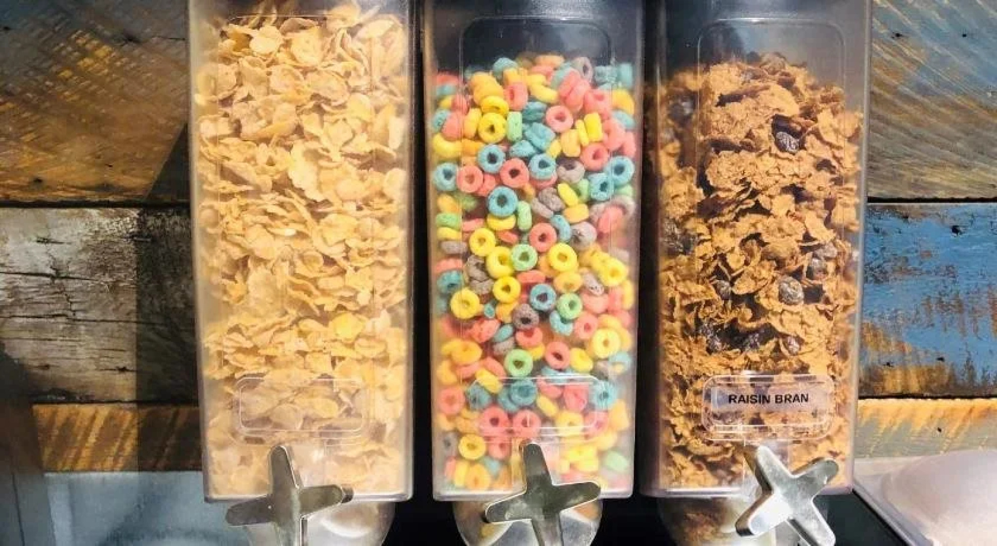 Blue Lakes Inn & Extended Stay