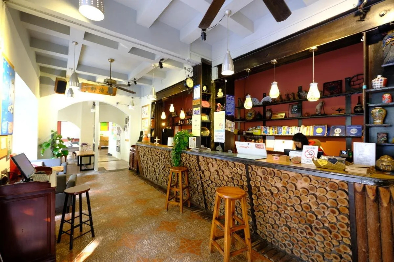 Guilin This Old Place Intl Youth Hostel