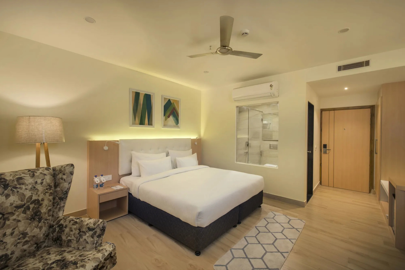 10 Park Street Hotel & Banquets