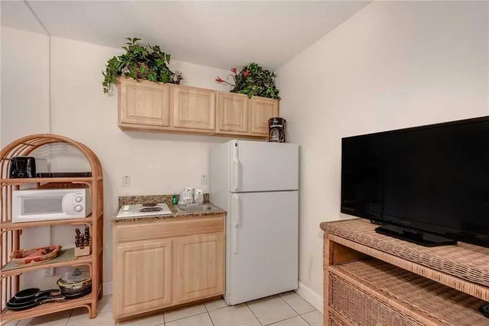 Royal Orleans 103 - Studio Condo