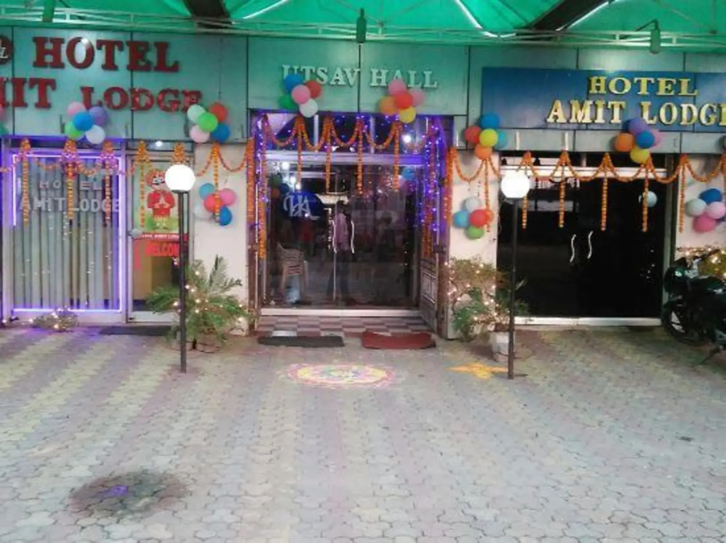 Hotel Amit Lodge, Bihta
