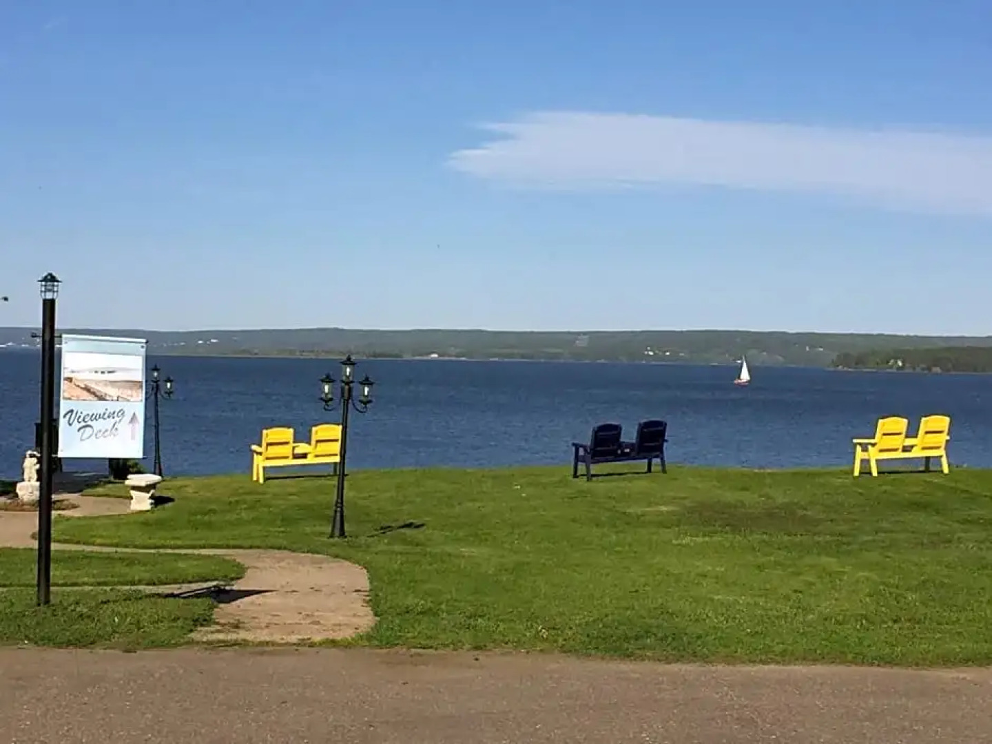 Seawinds Motel & Cottages