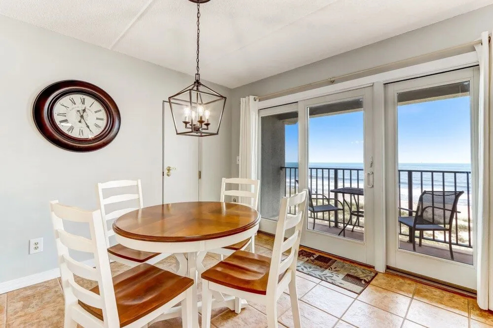 Rustic Theme Condo with Scenic Ocean View by RedAwning