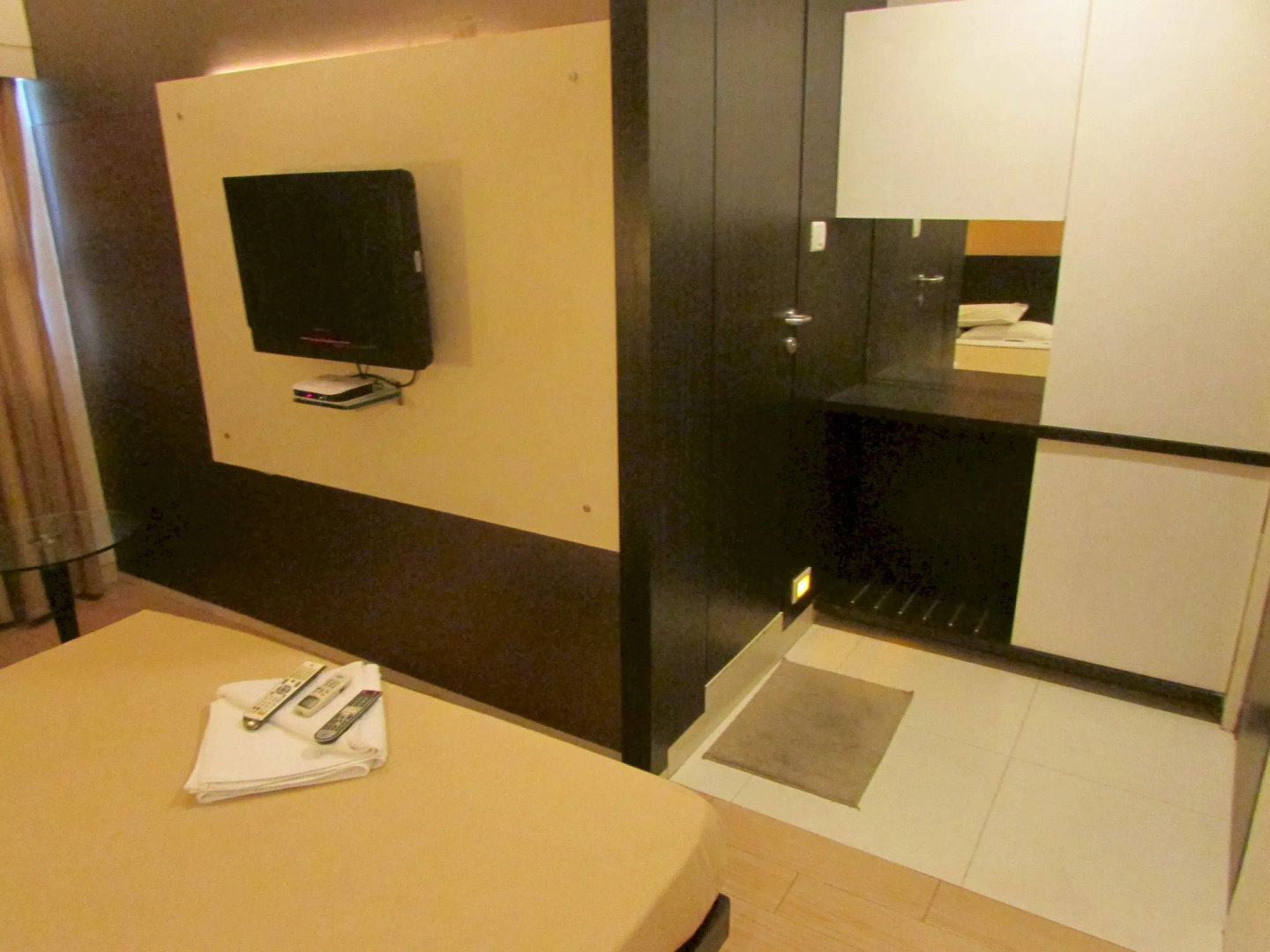 Capital O 74167 Hotel Mourya Residency