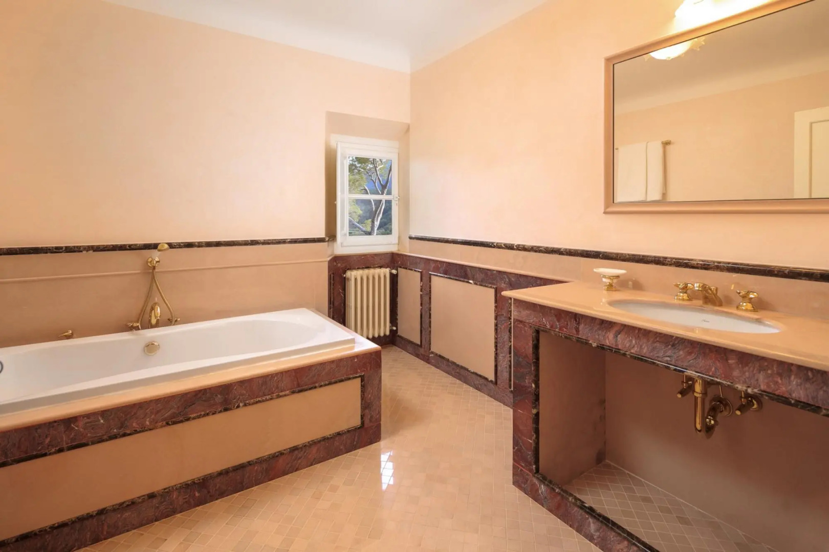 Rocca di Cetona - a Medieval Castle