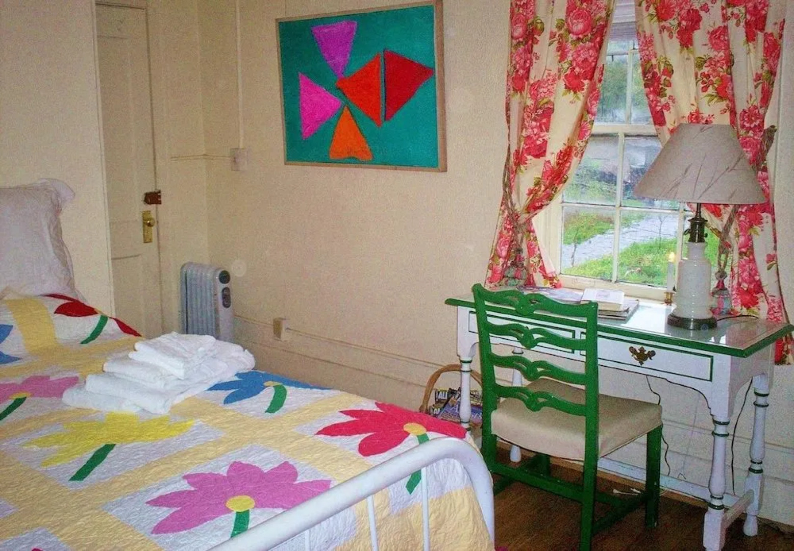 Elkhorn Inn & Theatre