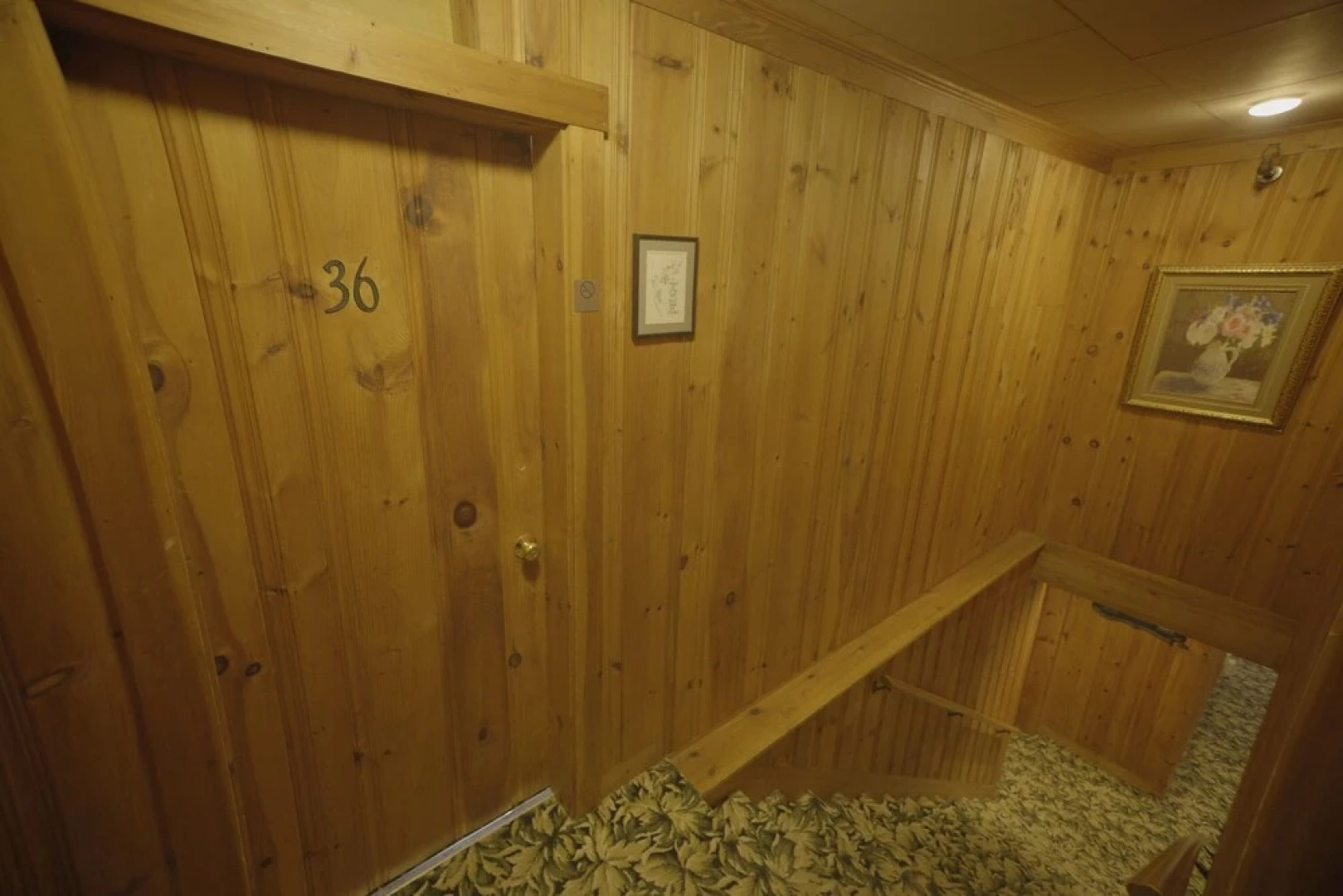 Betty Doon Motor Hotel