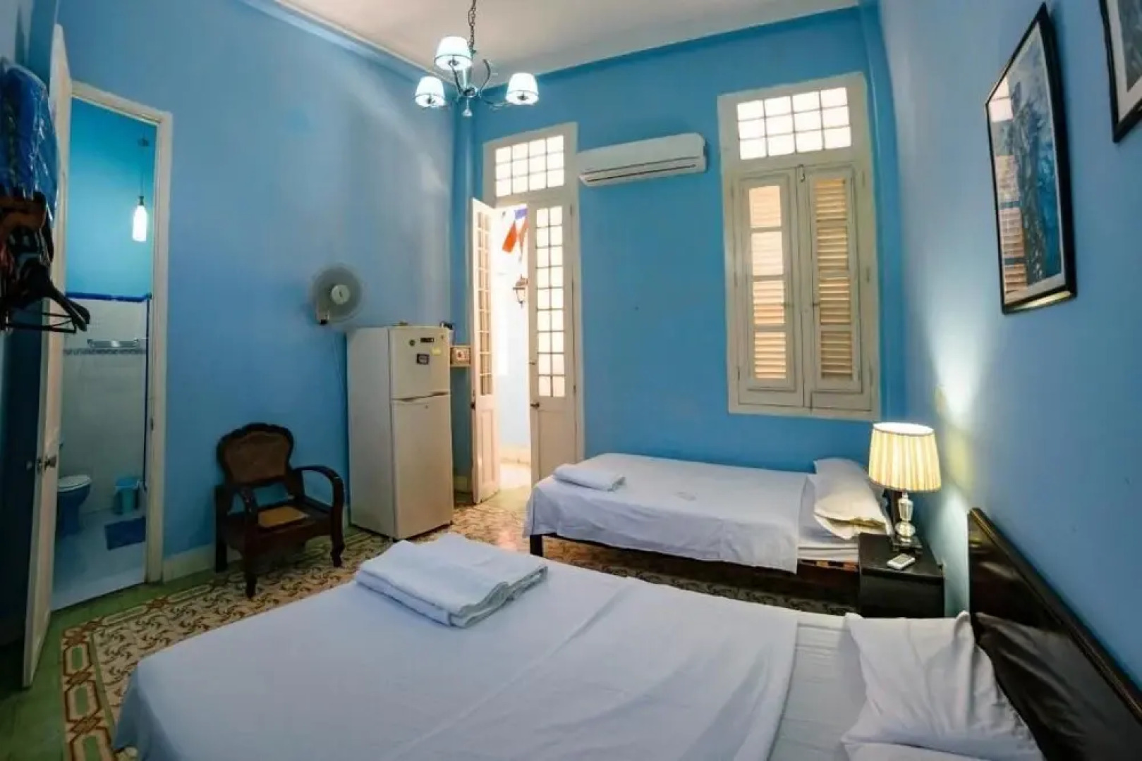 Casa Colonial Abogados Leonardo y Angela