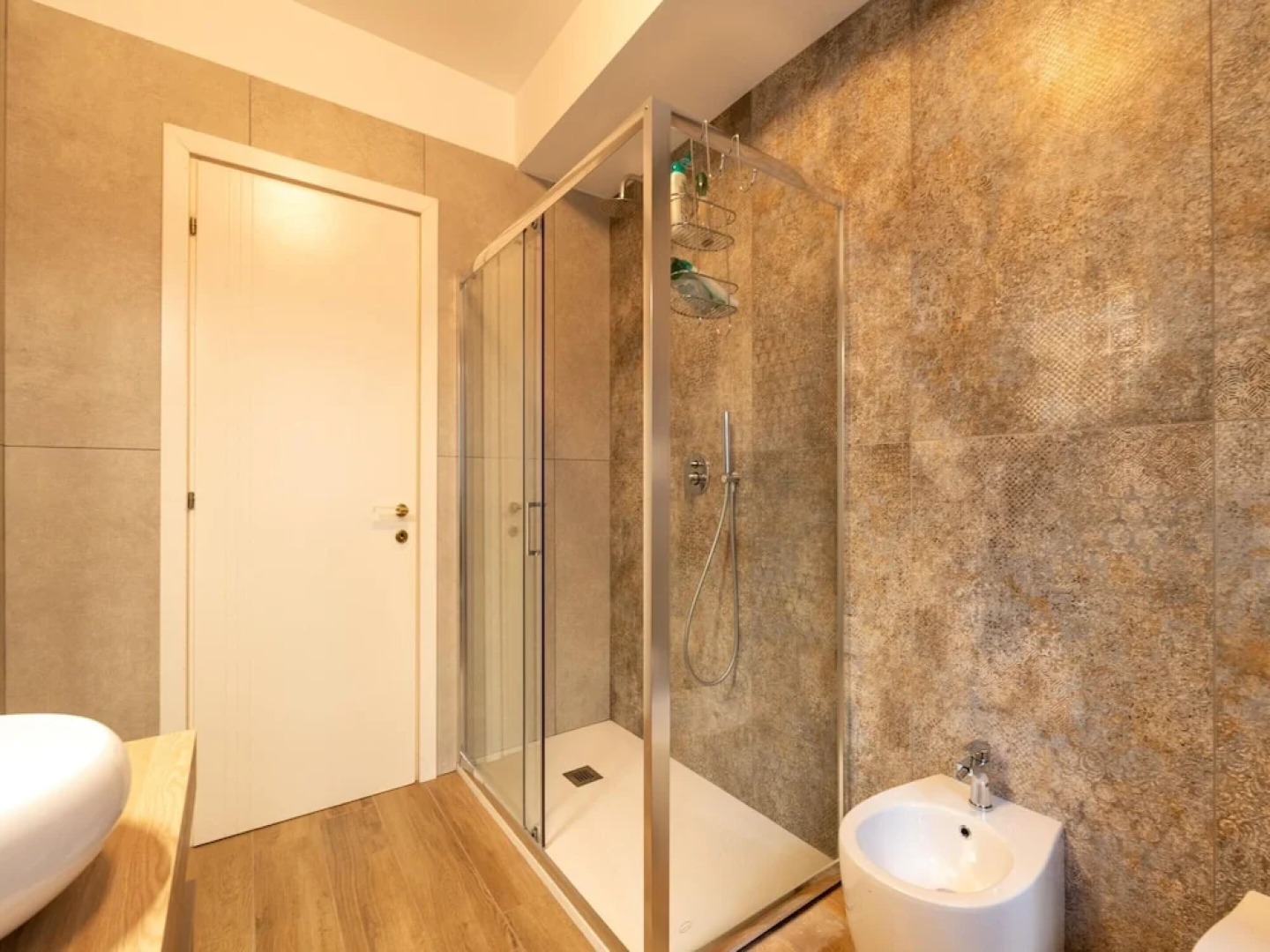 Elegant Apartment in Buonalbergo near Town Center