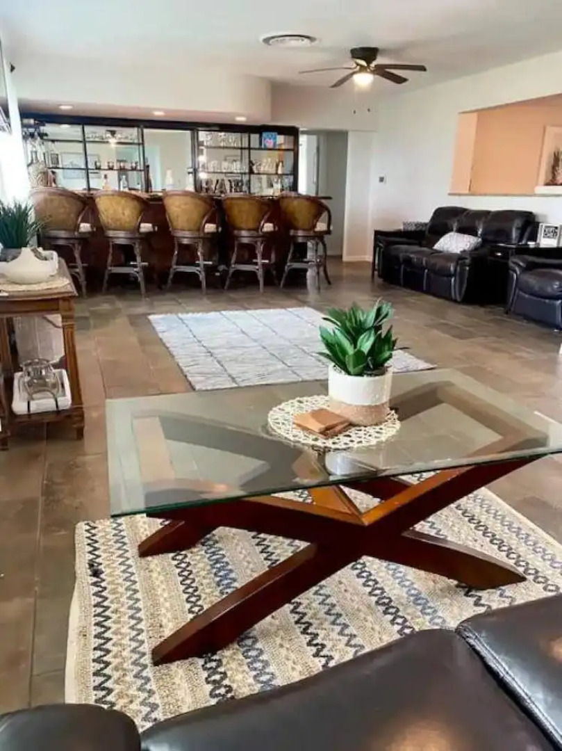 Cozy 4-Bedroom Beachside Home