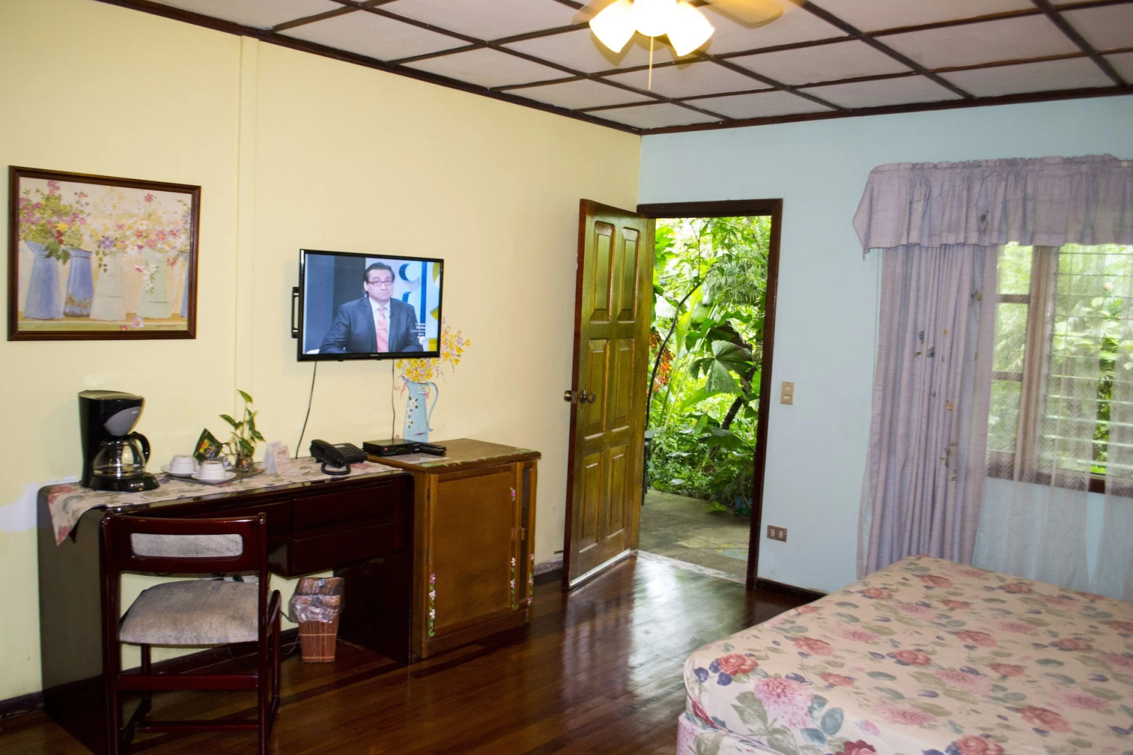 Lands in Love Tierras Enamoradas