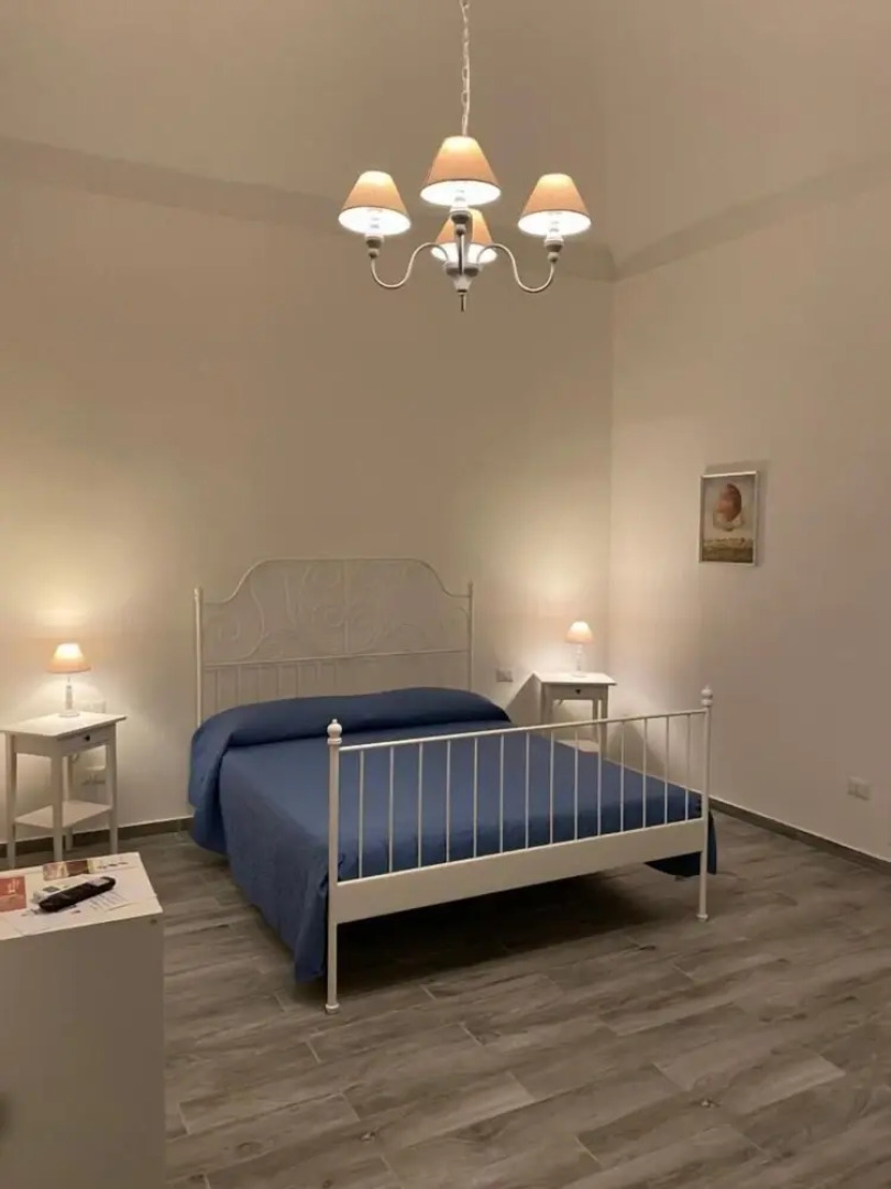 Room in B&B - Palazzo D'aquino, Large Double Room Num1