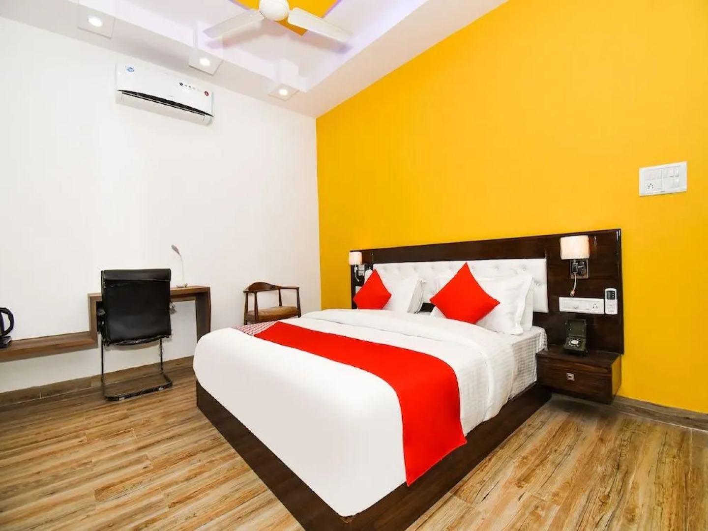 Oyo 42636 Zest Damodar Garh