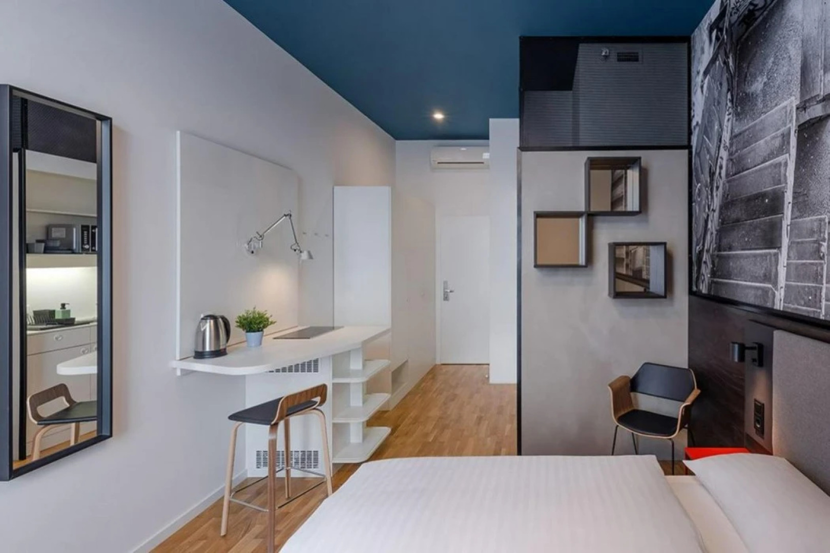 Dean’s Home Budapest