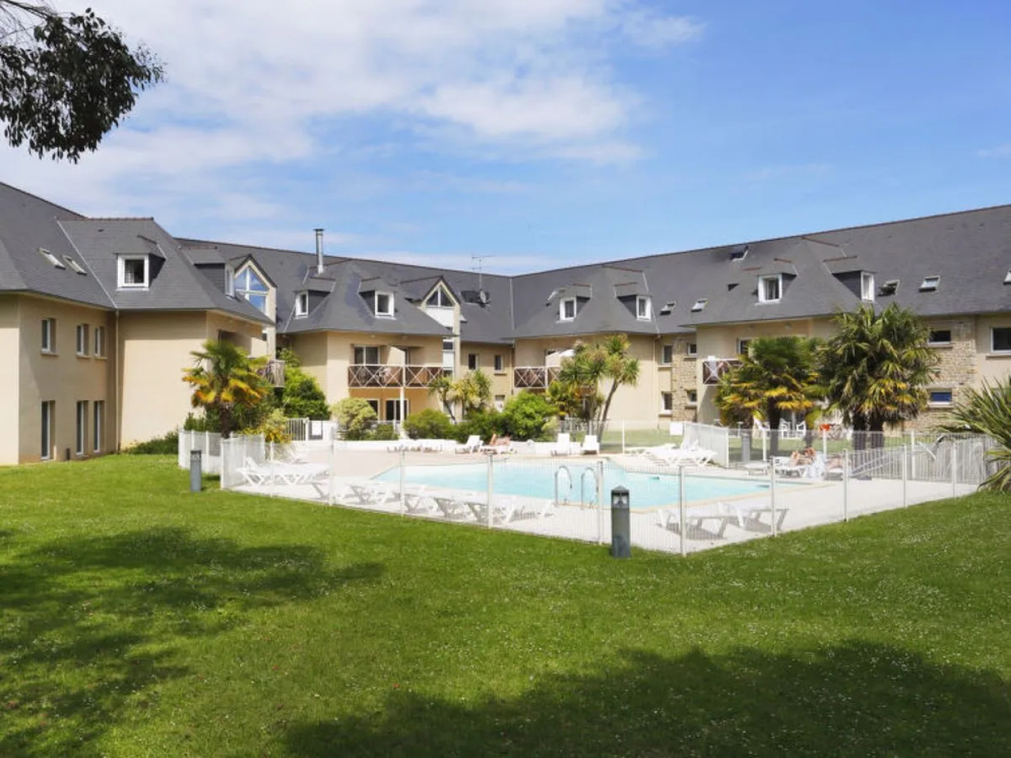 House Ker Mael Saint Briac