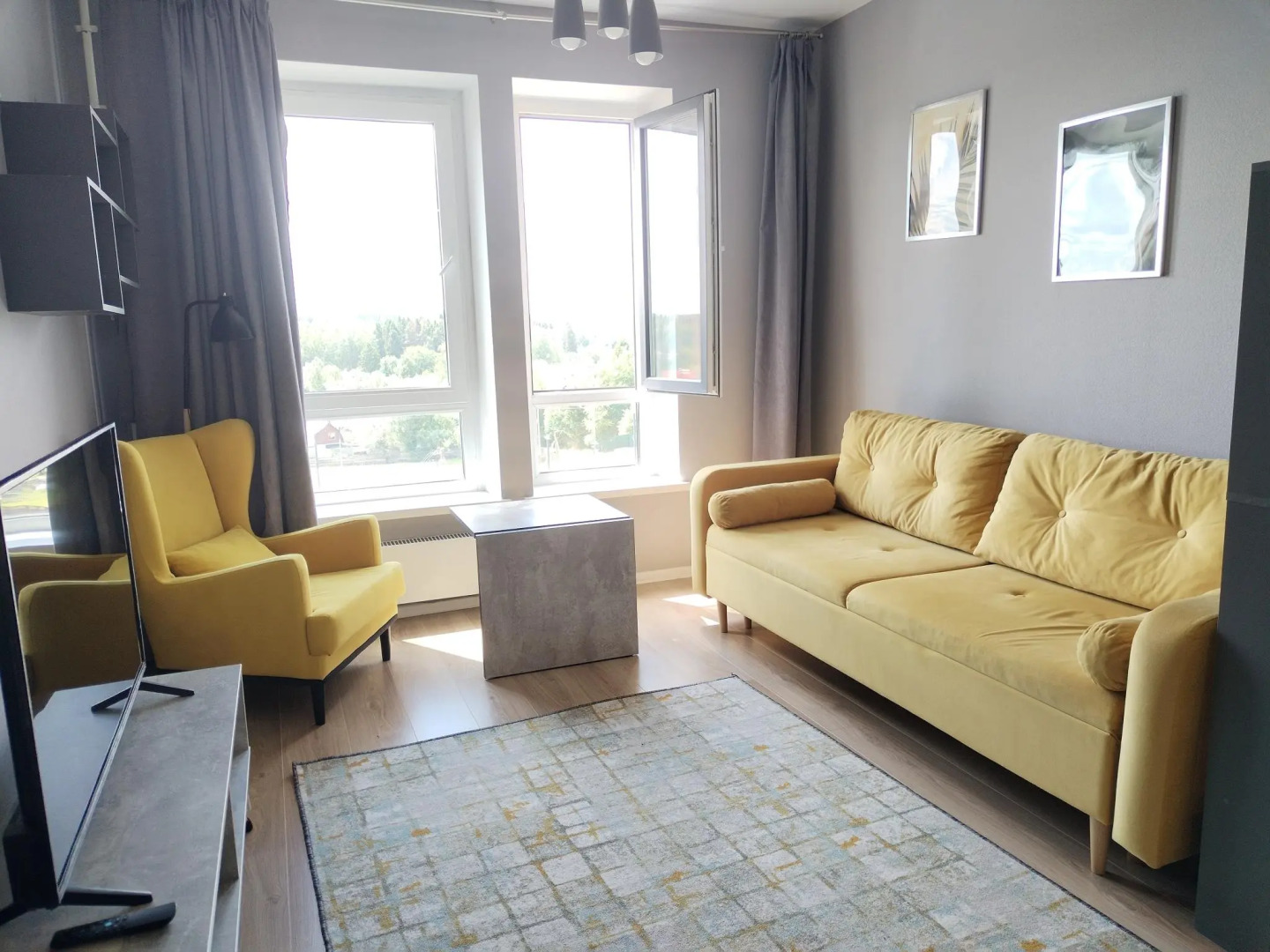 Апартаменты на проспекте Новосередневский 19