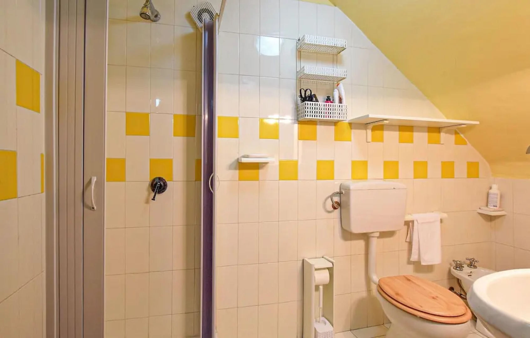 Beautiful Apartment in San Massimo With 2 Bedrooms and Wifi