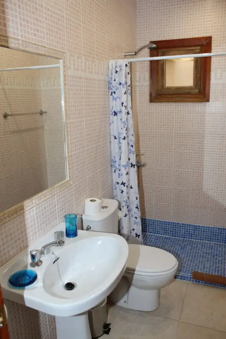 Room Rental In Central Flat In Puerto Del Rosario