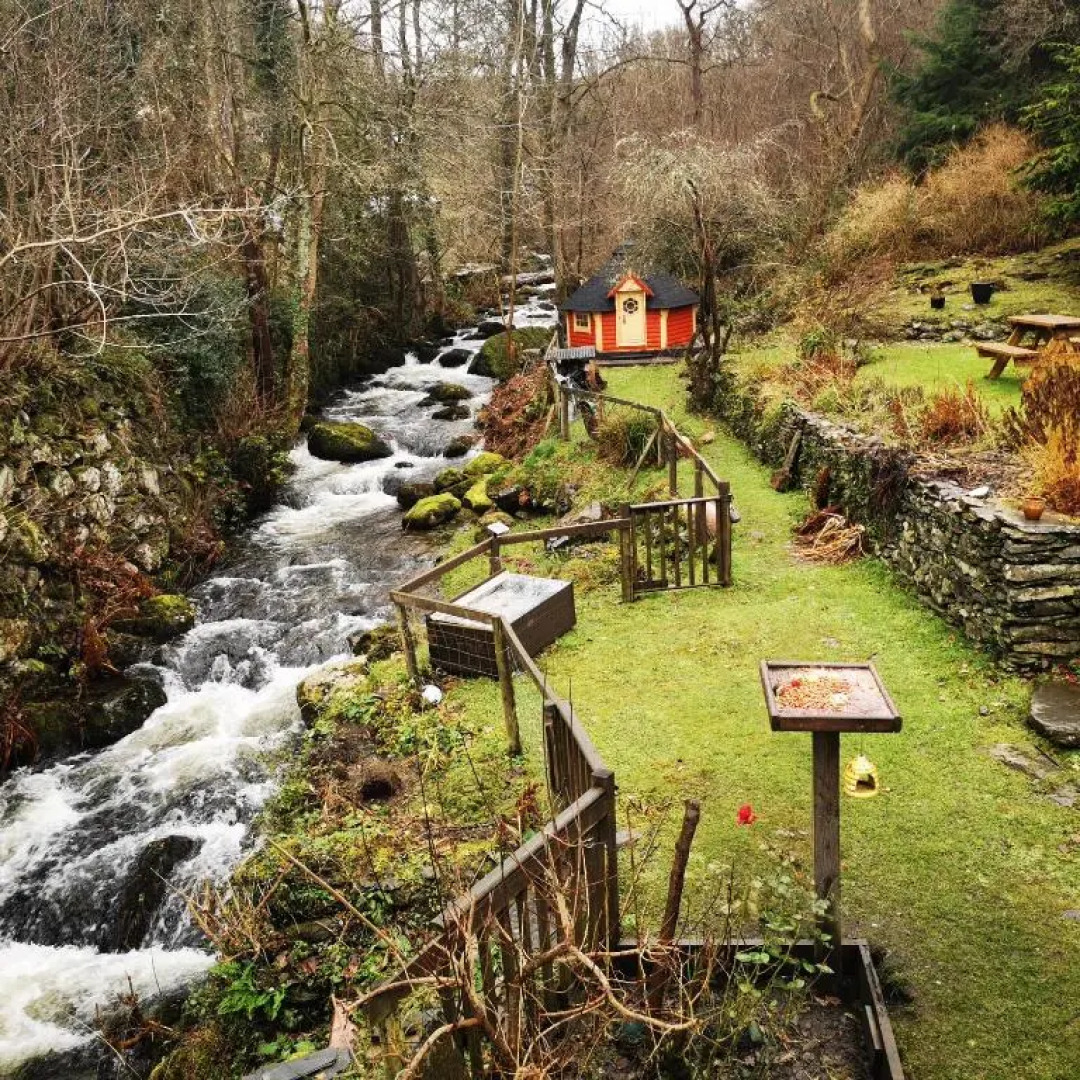 Rooms by the River at Glan Aber