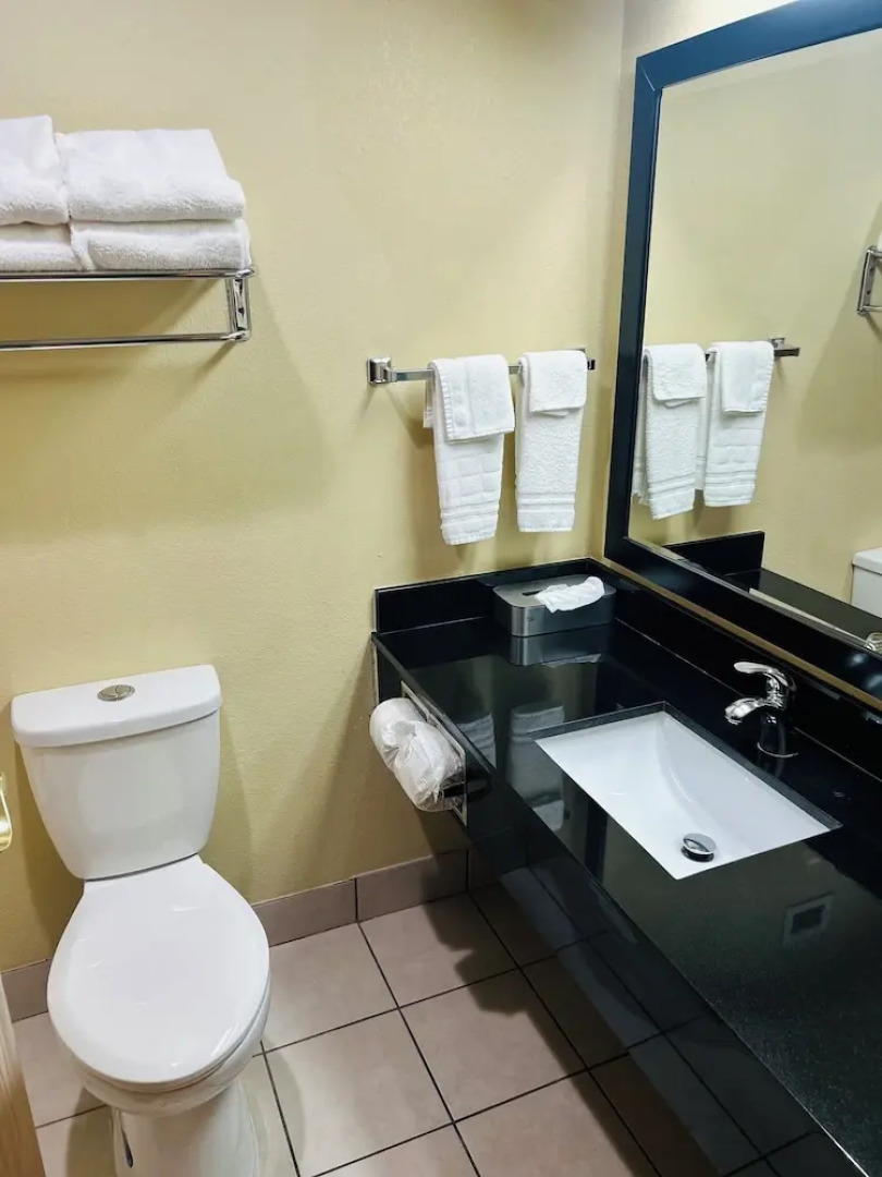 Red Lion Inn & Suites Blue Springs