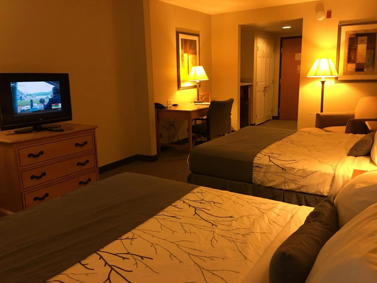 Coon Rapids North Metro Hotel to Norwood Inn & Suites