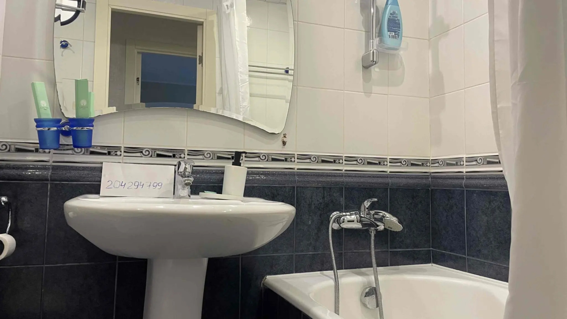 Апартаменты на улице Инициативная 8 корп. 1