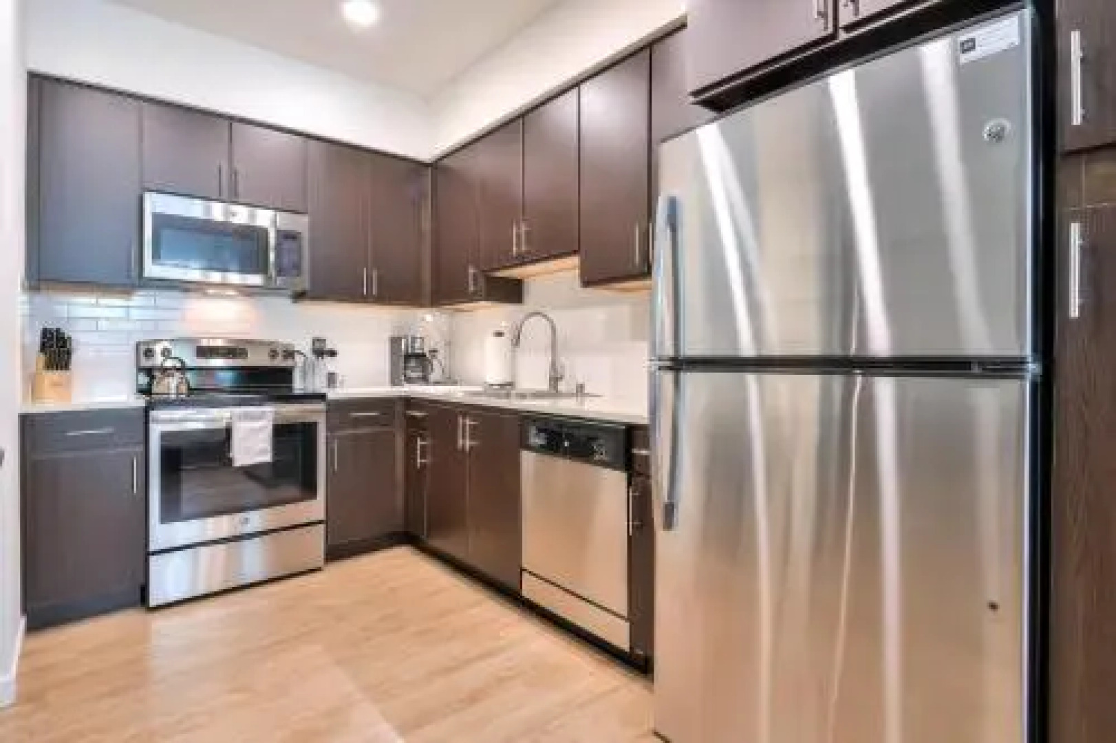 Urban Flat Apartments @ San Mateo