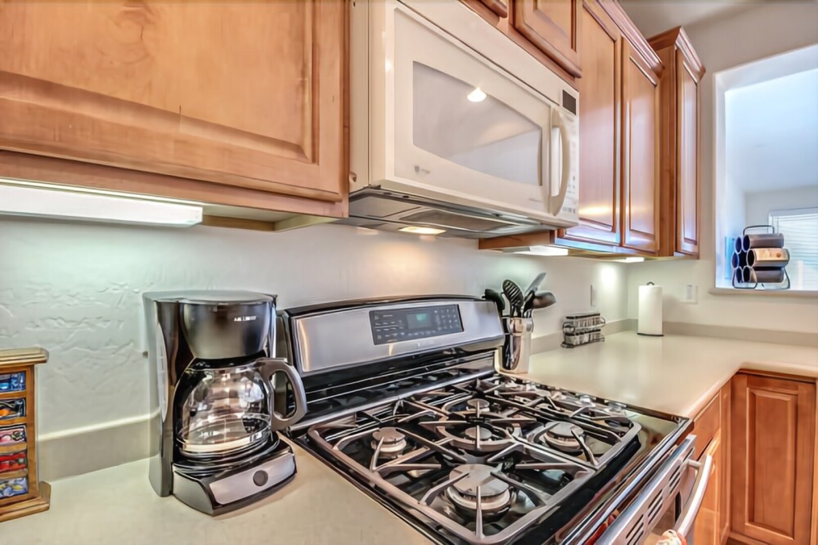 Twin Peaks - 2 Br home by RedAwning