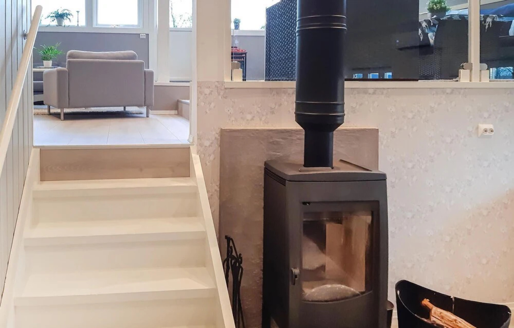 Nice Apartment in Lyngdal With 3 Bedrooms and Wifi