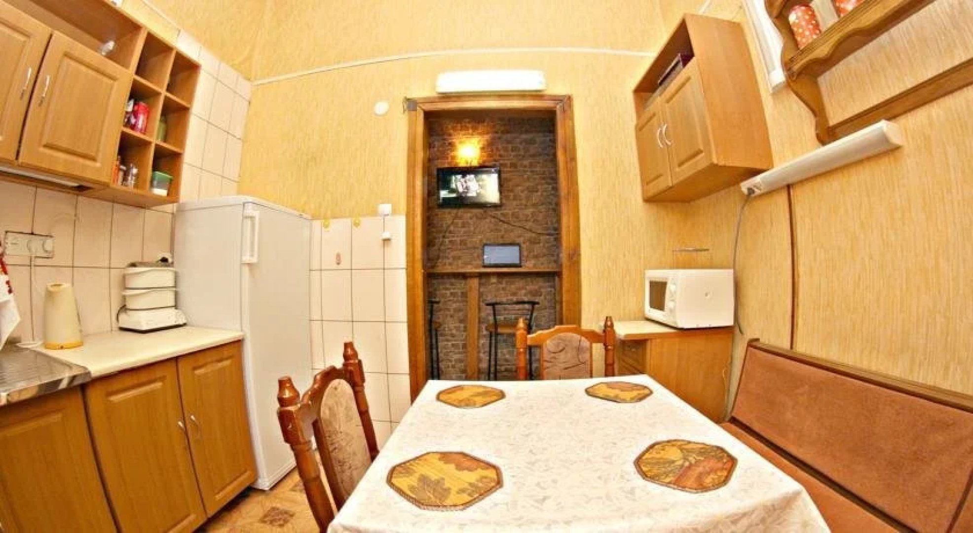 Avino Apart Hostel