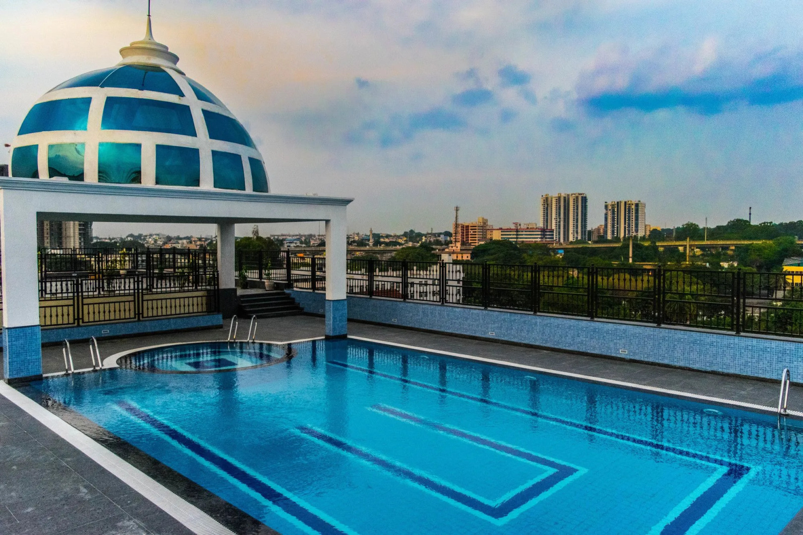 RG Royal Hotel and Convention