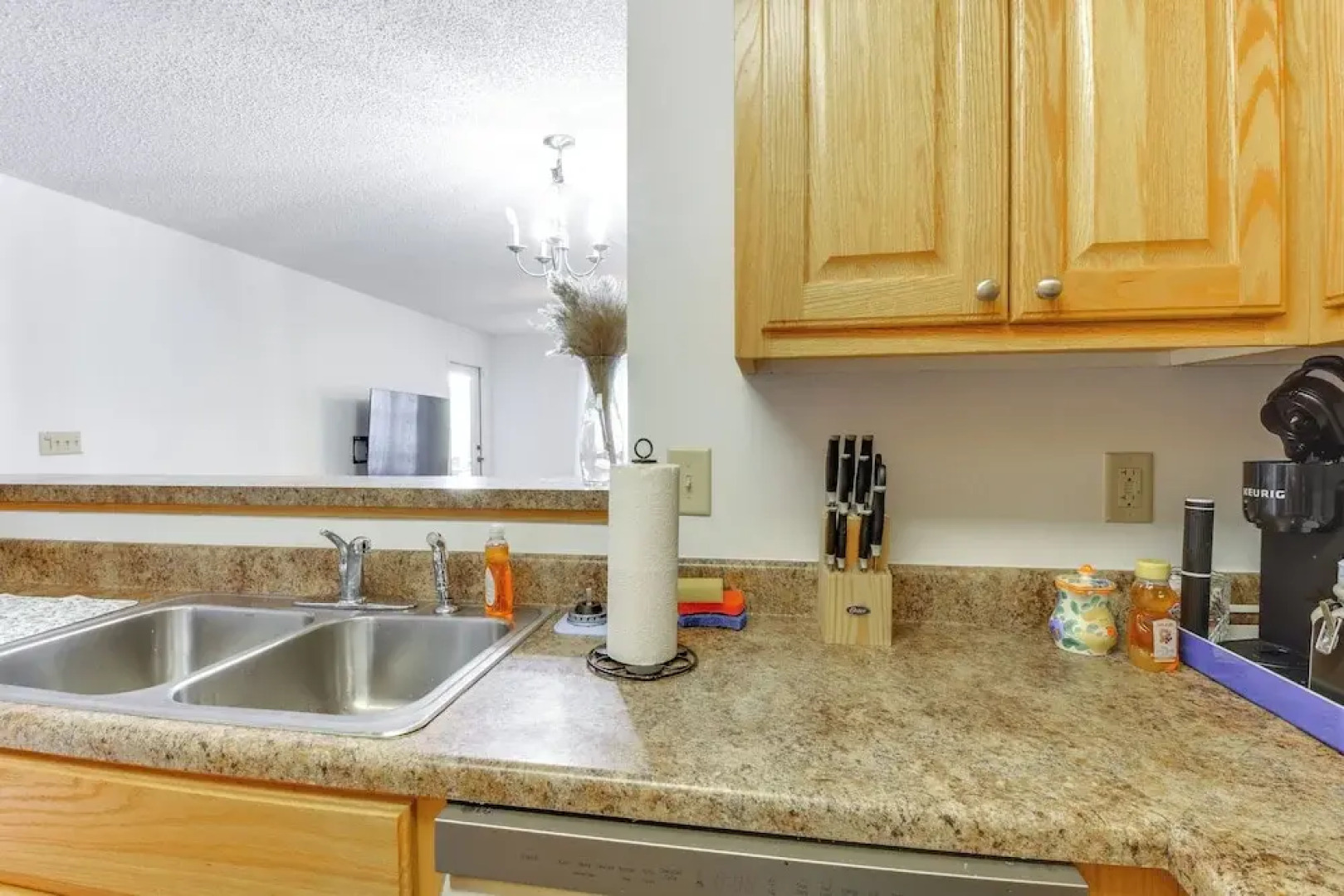 Scenic Outdoor Space: Lake Keowee Retreat!