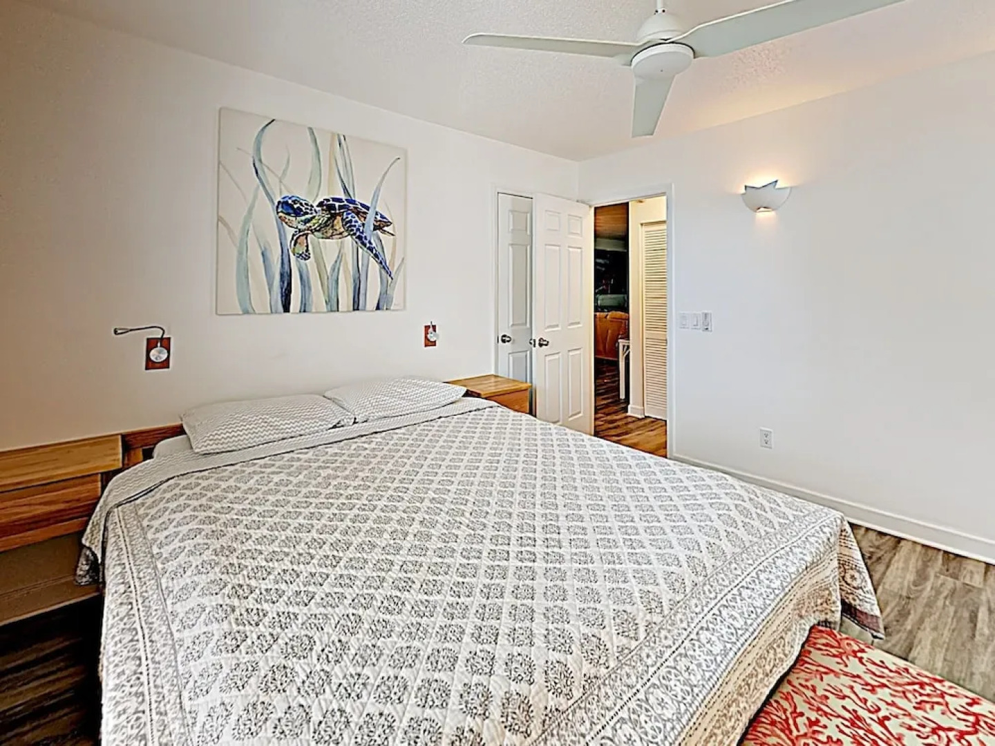 Oceanfront W/ Pool - Steps To Beach! 2 Bedroom Condo