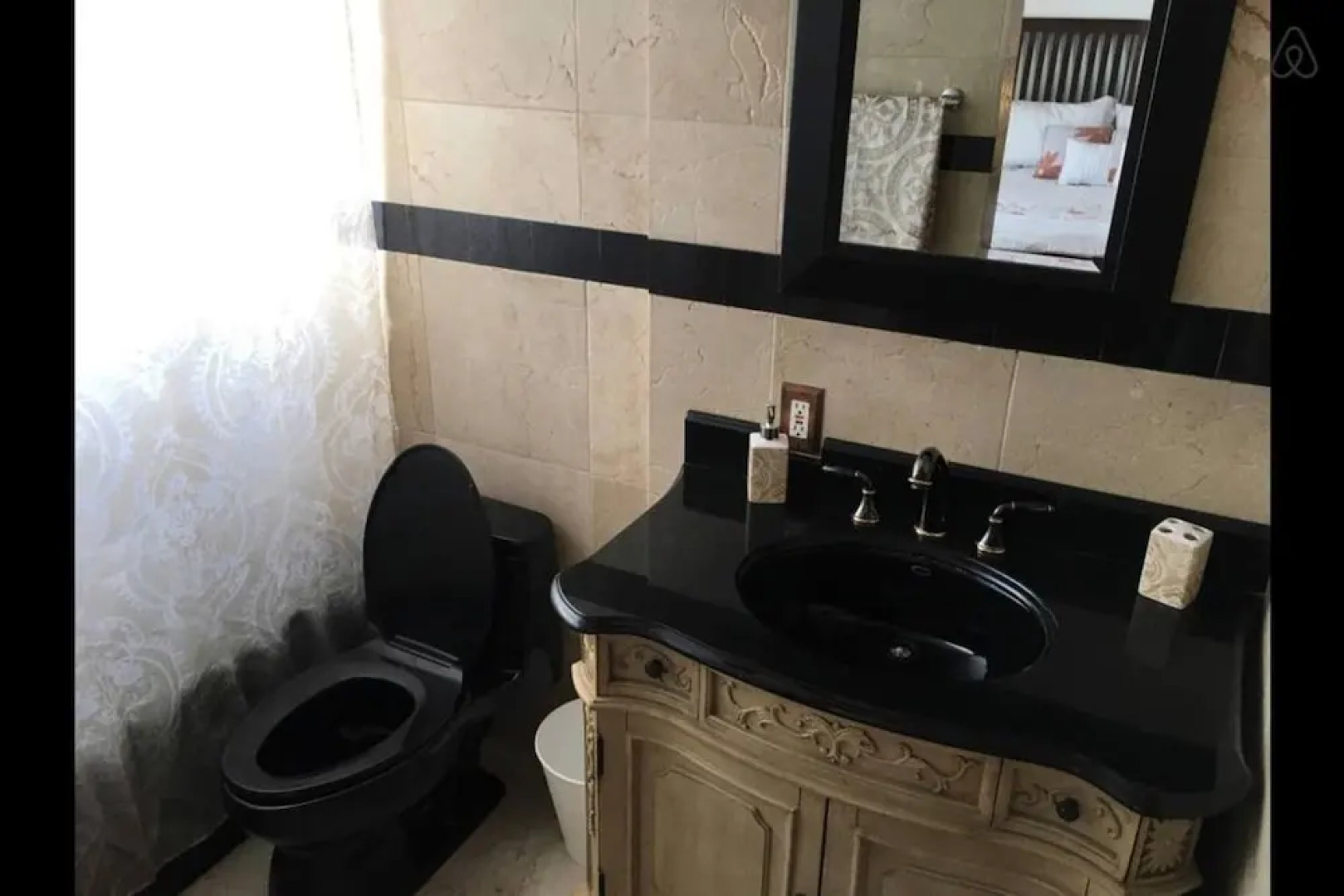 Awesome Place with Pool and Parking No.3