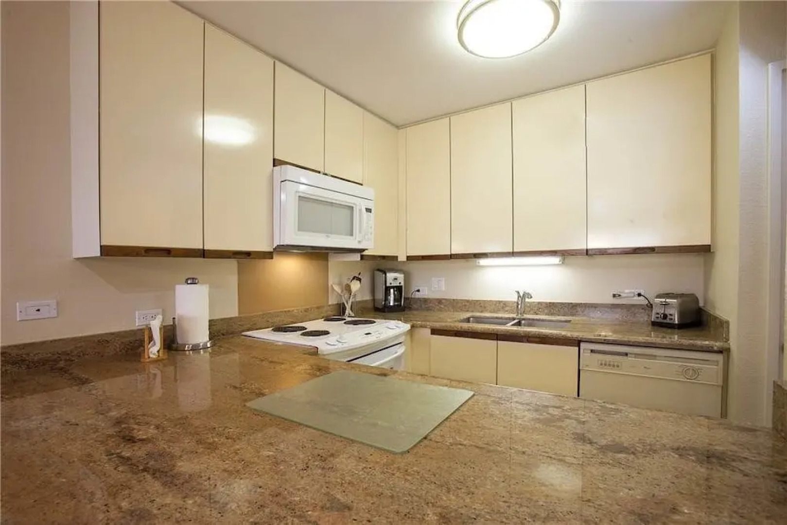 Kamaole Sands 06-307 - 1 Br Condo