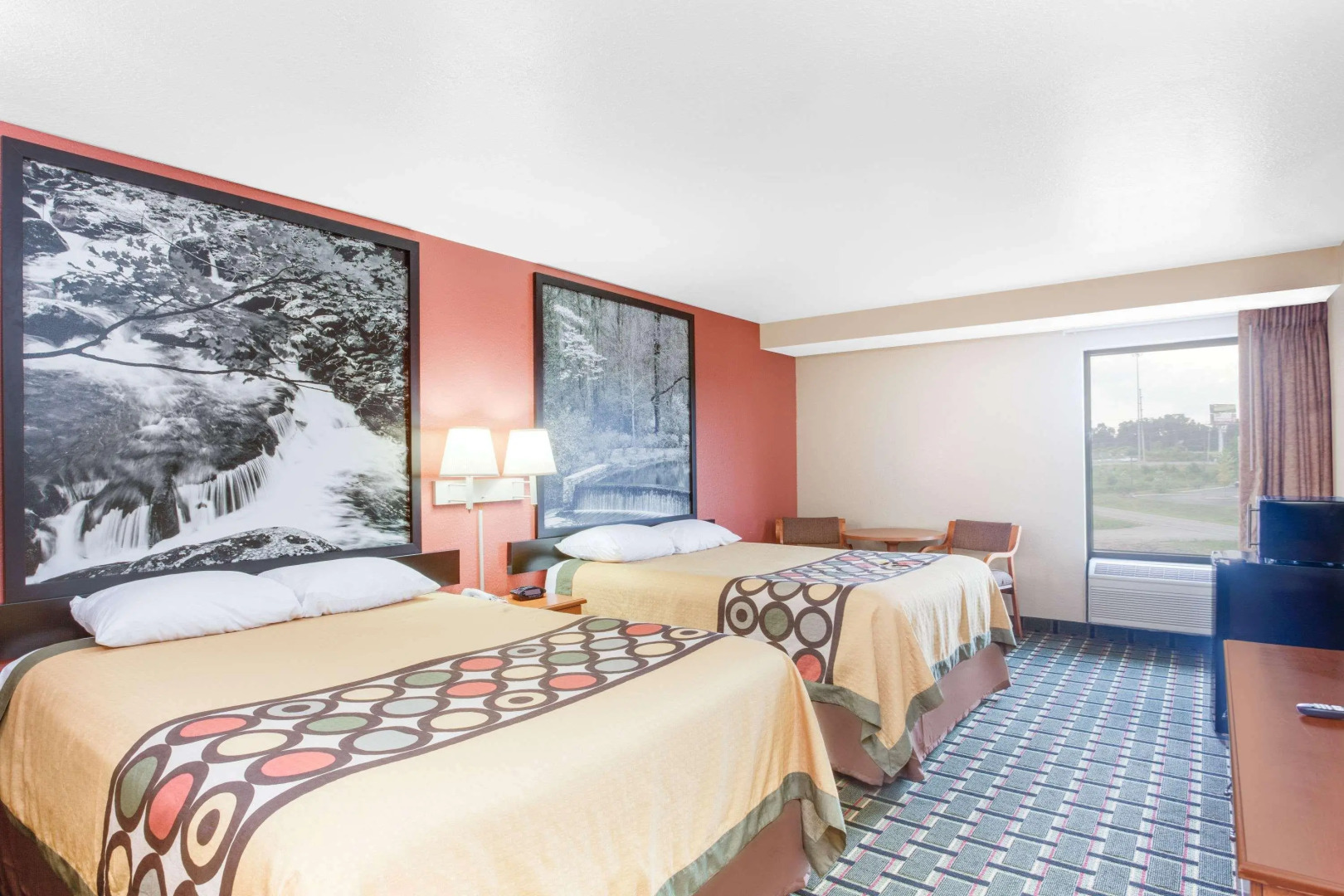 Super 8 by Wyndham Crossville TN