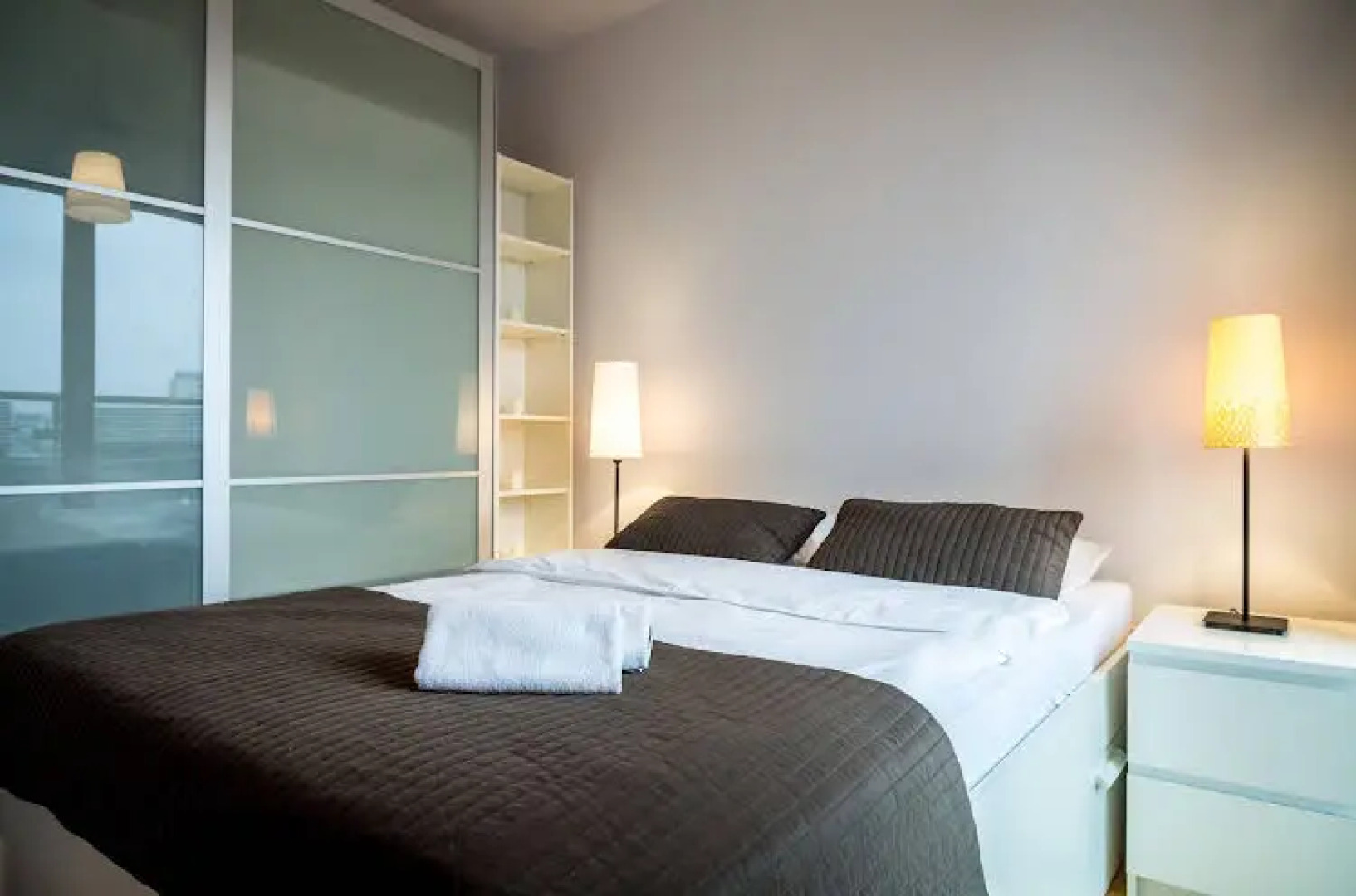 Studio Żelazna - Apartment near Old Town